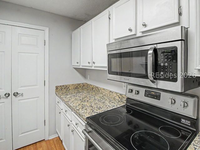 50 Pebble Beach Cv Apt L215, Bluffton, SC 29910