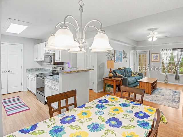 50 Pebble Beach Cv Apt L215, Bluffton, SC 29910