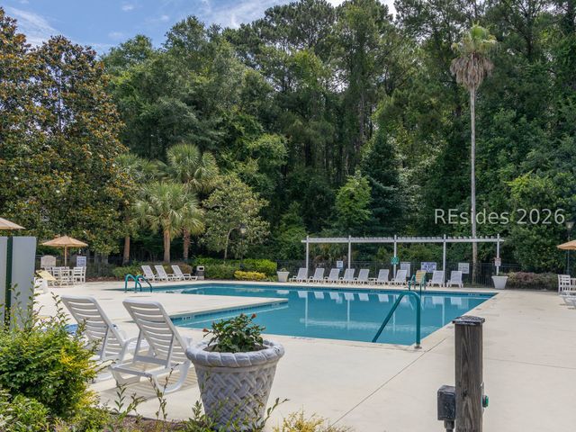 50 Pebble Beach Cv Apt L215, Bluffton, SC 29910