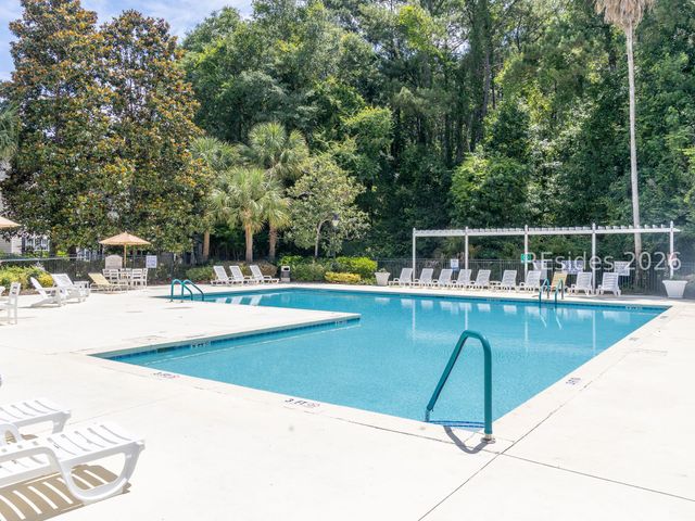 50 Pebble Beach Cv Apt L215, Bluffton, SC 29910