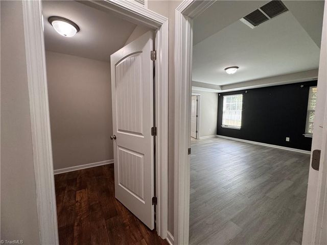 3686 Mcginty Drive, Greensboro, NC 27406