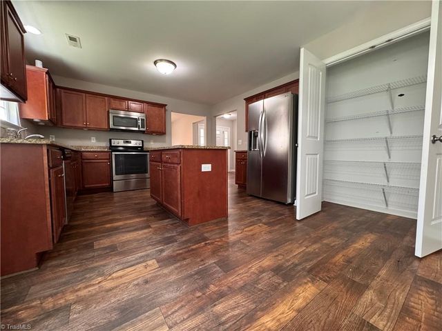 3686 Mcginty Drive, Greensboro, NC 27406