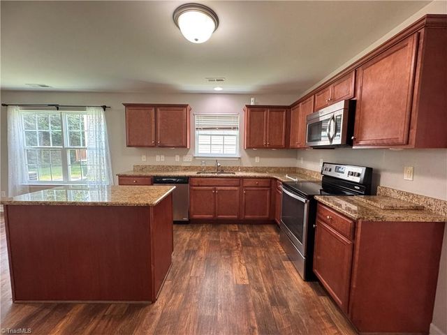3686 Mcginty Drive, Greensboro, NC 27406