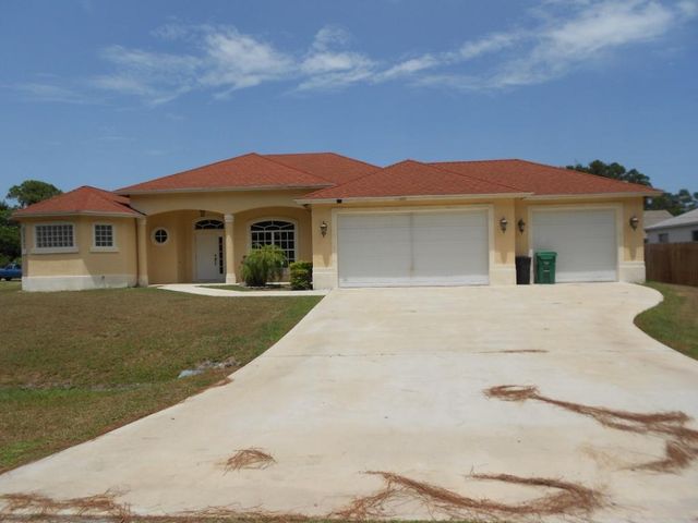 1221 SE Navajo Lane, Port St. Lucie, FL 34983