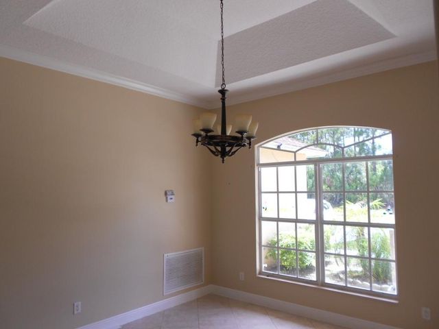 1221 SE Navajo Lane, Port St. Lucie, FL 34983