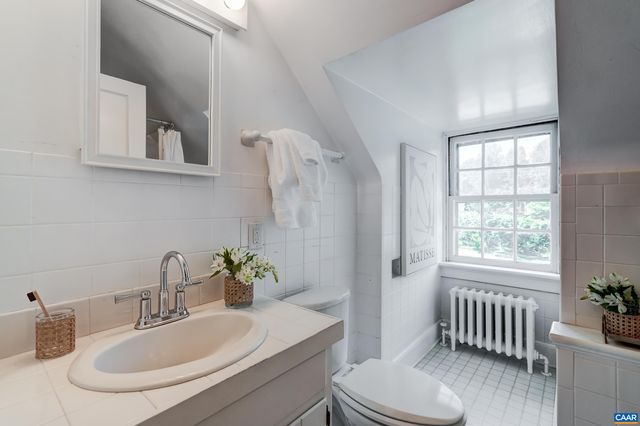 201 PARKWAY ST, Charlottesville, VA 22902