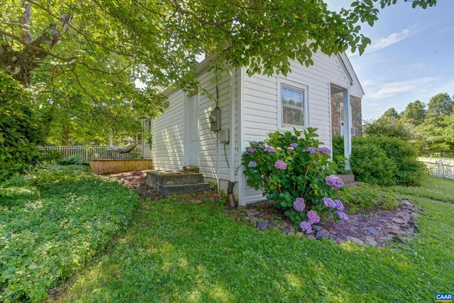 201 PARKWAY ST, Charlottesville, VA 22902