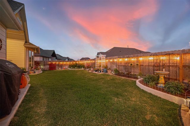 1502 Munson Valley Road, Richmond, TX 77406
