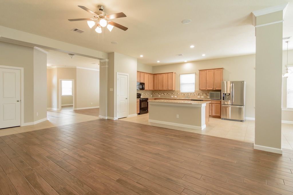 3407 Sunlight Hill Lane, Spring, TX 77386