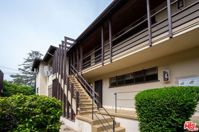 2629 Lake Avenue, Altadena, CA 91001