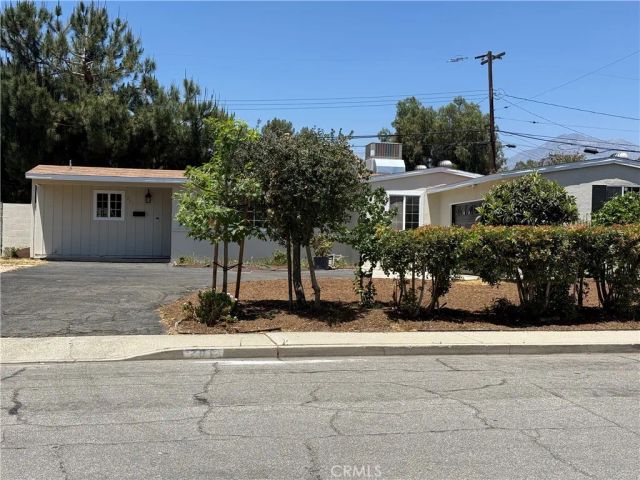 201 Bryn Mawr, Claremont, CA 91711