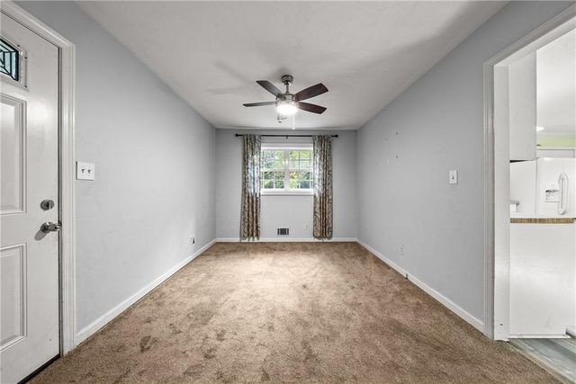 109 Lakeview Circle, Cumming, GA 30040