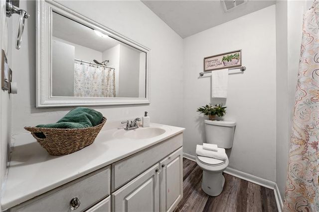 109 Lakeview Circle, Cumming, GA 30040