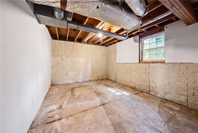 109 Lakeview Circle, Cumming, GA 30040