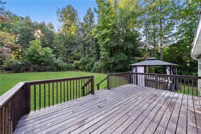 109 Lakeview Circle, Cumming, GA 30040