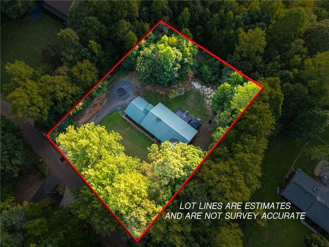 109 Lakeview Circle, Cumming, GA 30040