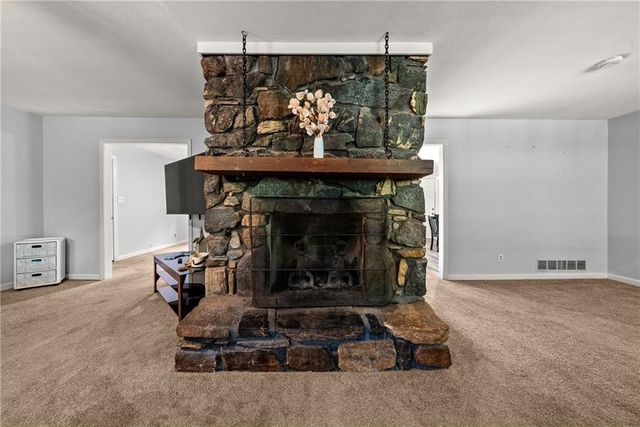 109 Lakeview Circle, Cumming, GA 30040