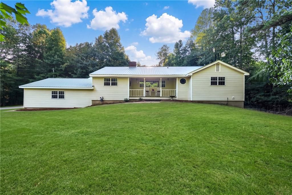 109 Lakeview Circle, Cumming, GA 30040