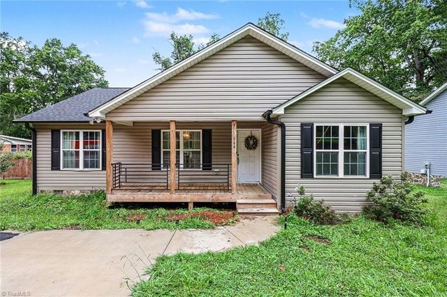 344 Springs Grove Lane, Thomasville, NC 27360