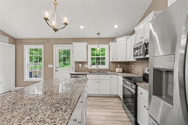 344 Springs Grove Lane, Thomasville, NC 27360
