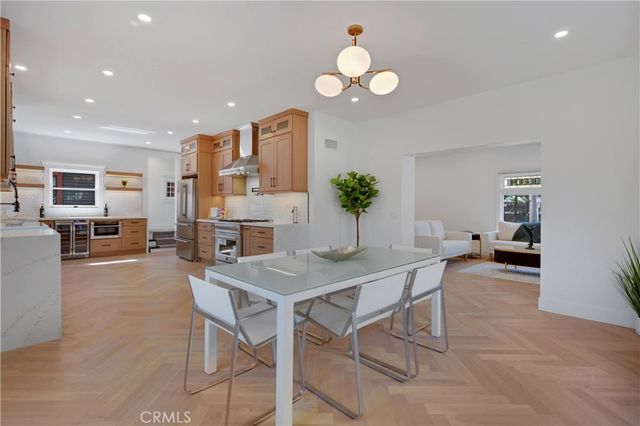 1800 S Oxford, Los Angeles, CA 90006
