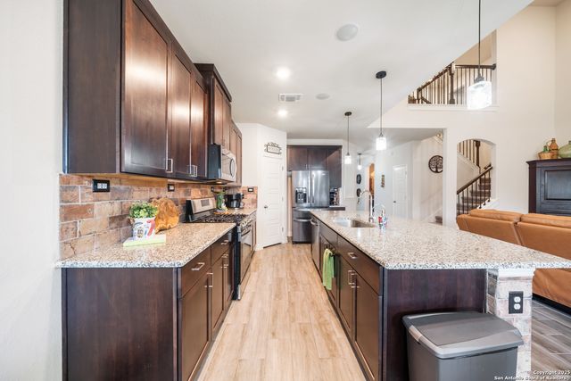 5112 Arrow, Marion, TX 78124