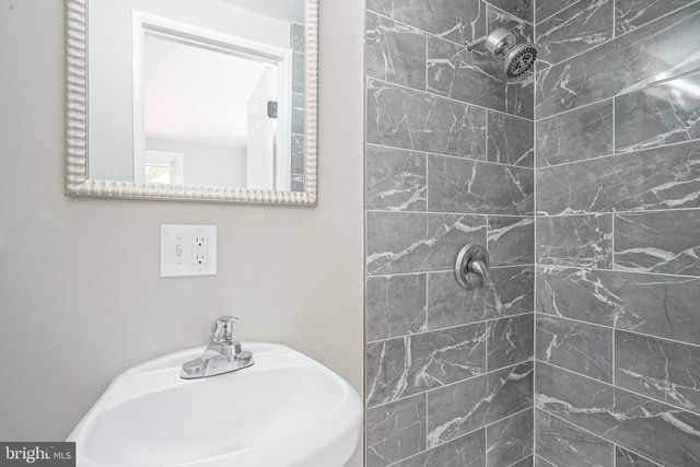 67 WEBSTER ST, Riverside, NJ 08075