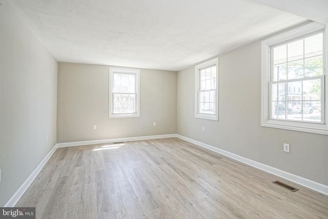 67 WEBSTER ST, Riverside, NJ 08075