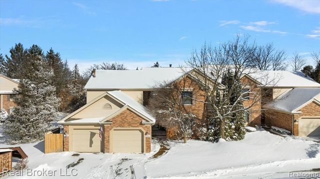 36952 Ridgedale Court, Farmington, MI 48331