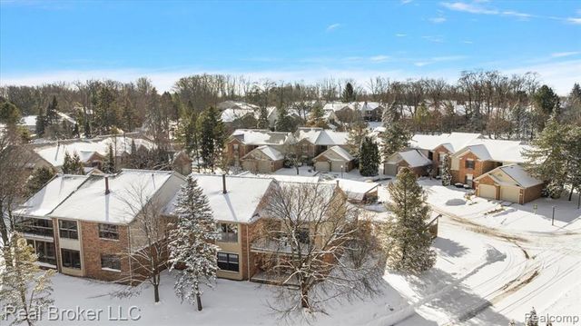 36952 Ridgedale Court, Farmington, MI 48331