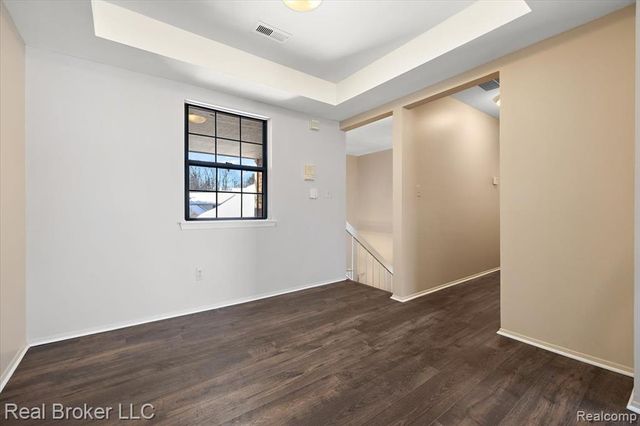 36952 Ridgedale Court, Farmington, MI 48331