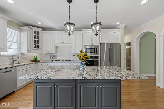 201 Cakebread Court, Cary, NC 27519