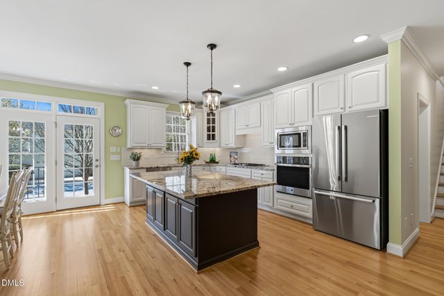 201 Cakebread Court, Cary, NC 27519