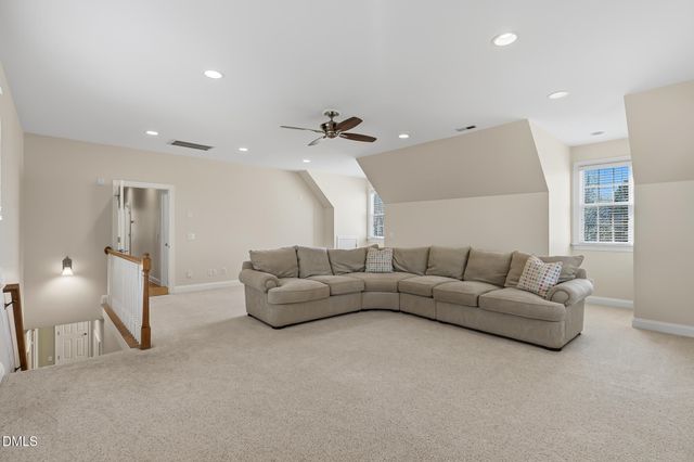 201 Cakebread Court, Cary, NC 27519