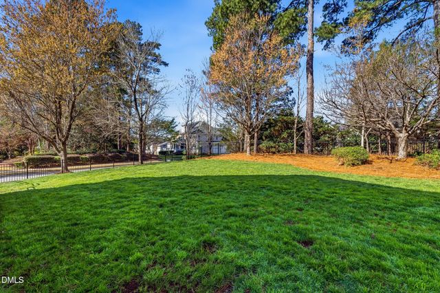 201 Cakebread Court, Cary, NC 27519