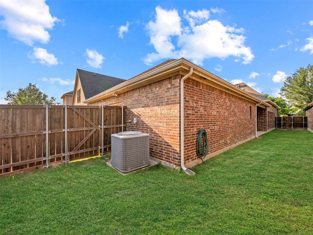 1808 Sanderlain Lane, Allen, TX 75002