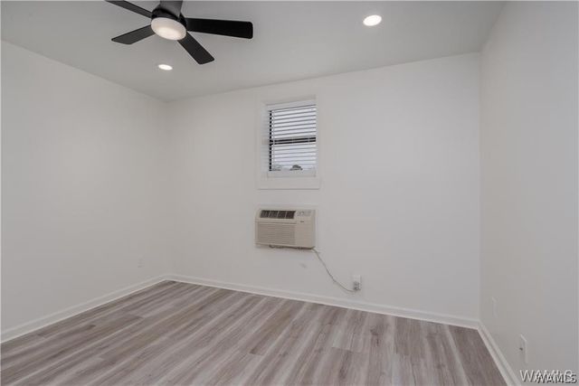1212 12th 8, Tuscaloosa, AL 35401