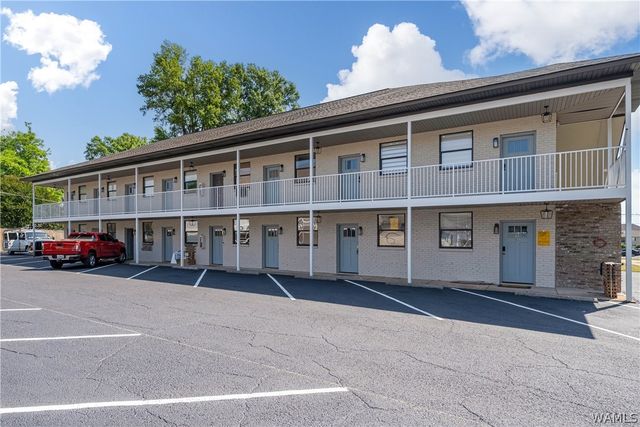 1212 12th 8, Tuscaloosa, AL 35401