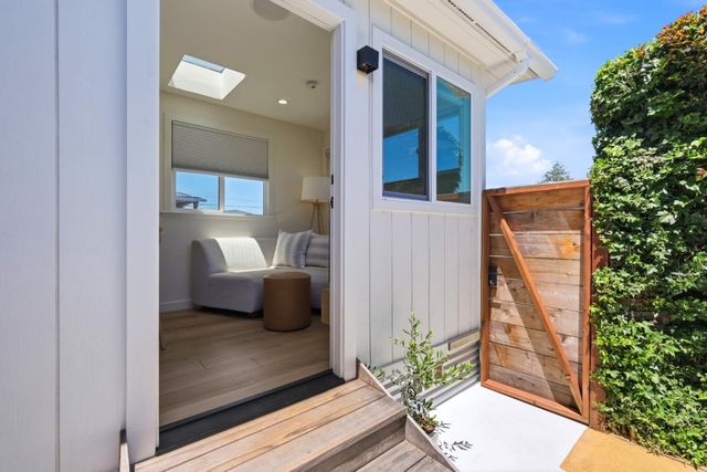 890 38th Avenue 48, Santa Cruz, CA 95062