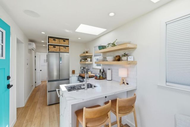 890 38th Avenue 48, Santa Cruz, CA 95062