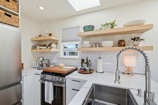 890 38th Avenue 48, Santa Cruz, CA 95062