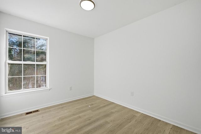 9550 N SIDE DR, Owings, MD 20736