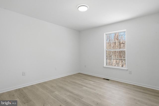 9550 N SIDE DR, Owings, MD 20736