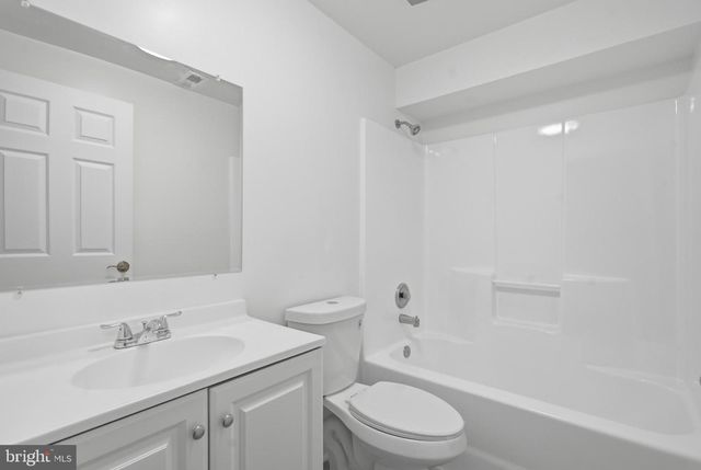 9550 N SIDE DR, Owings, MD 20736