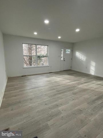 9550 N SIDE DR, Owings, MD 20736