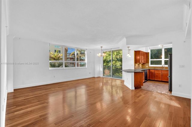 2000 N Bayshore Dr 227, Miami, FL 33137