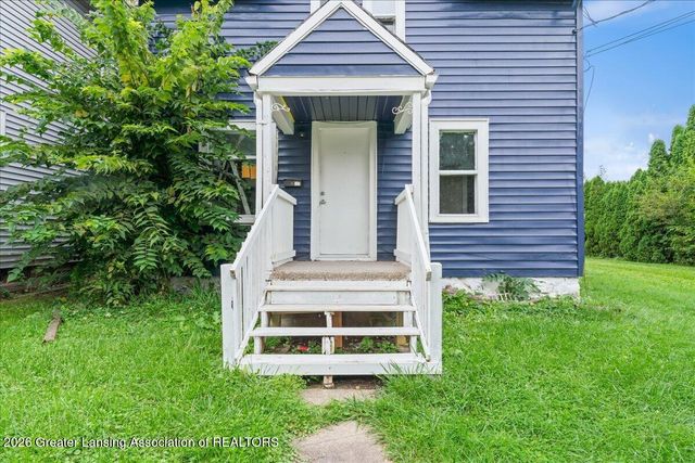 1213 N Chestnut Street, Lansing, MI 48906