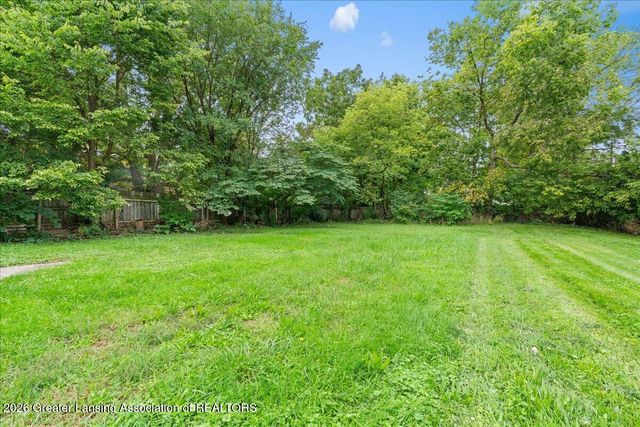 1213 N Chestnut Street, Lansing, MI 48906