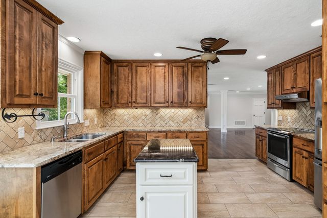 233 Midland Drive, Graniteville, SC 29829