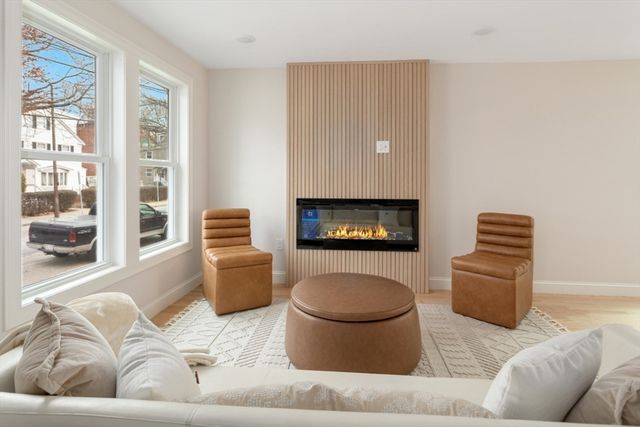 157 Boston Ave 1, Somerville, MA 02144